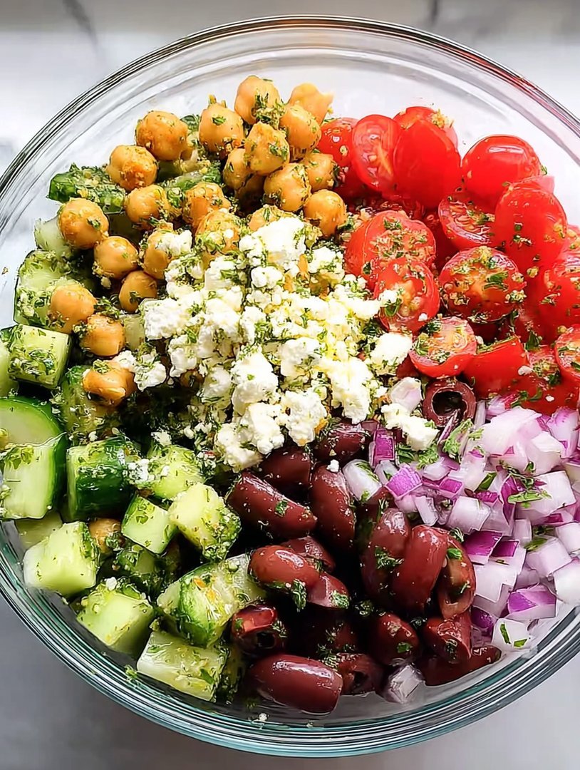 Mediterranean Chickpea Salad Recipe - Alrightwithme image 2
